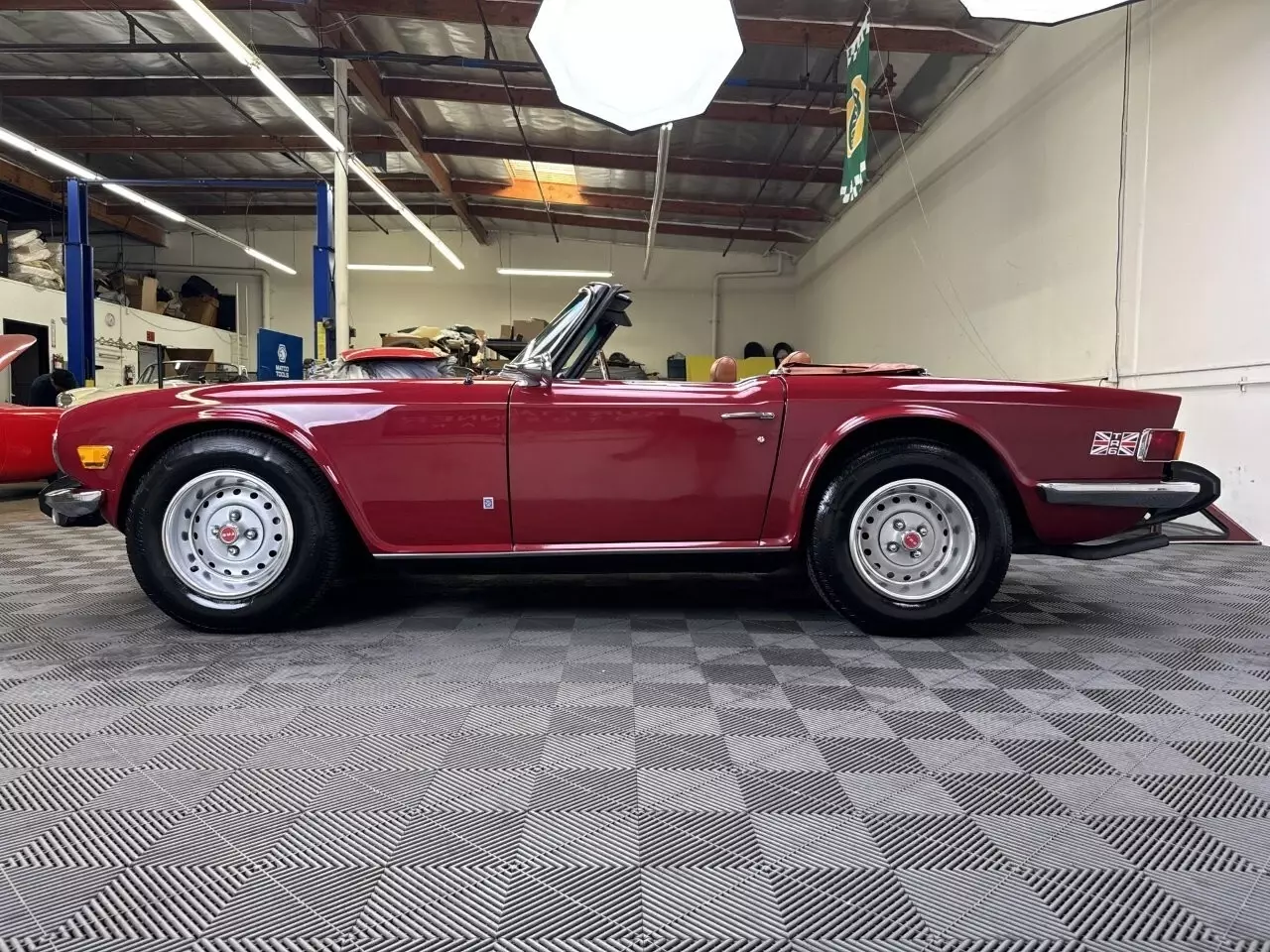 1974 Triumph TR-6 - photo 6
