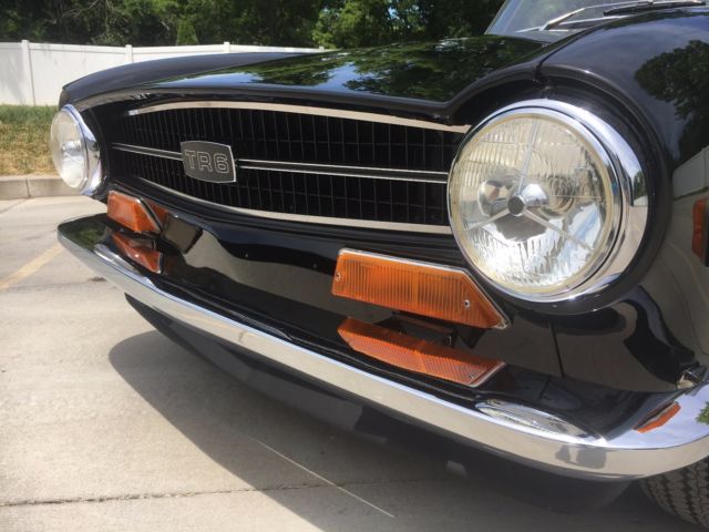 1974 Triumph TR-6 Convertible - photo 7