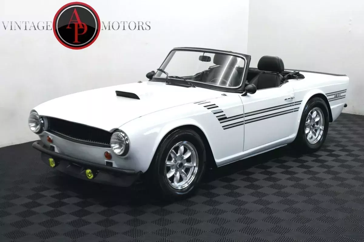 1974 Triumph TR6 Restomod V-6 Chevy Automatic! 1974 Triumph TR6 Restomod V-6 Chevy Automatic!
