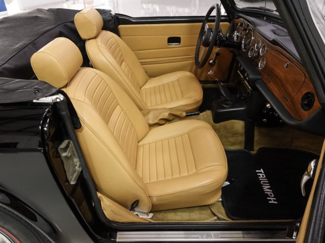 1974 Triumph TR-6 Roadster - photo 8