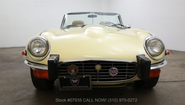 1974 Jaguar XK V12 Roadster - photo 3