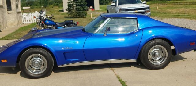 1974 Chevrolet Corvette - photo 2