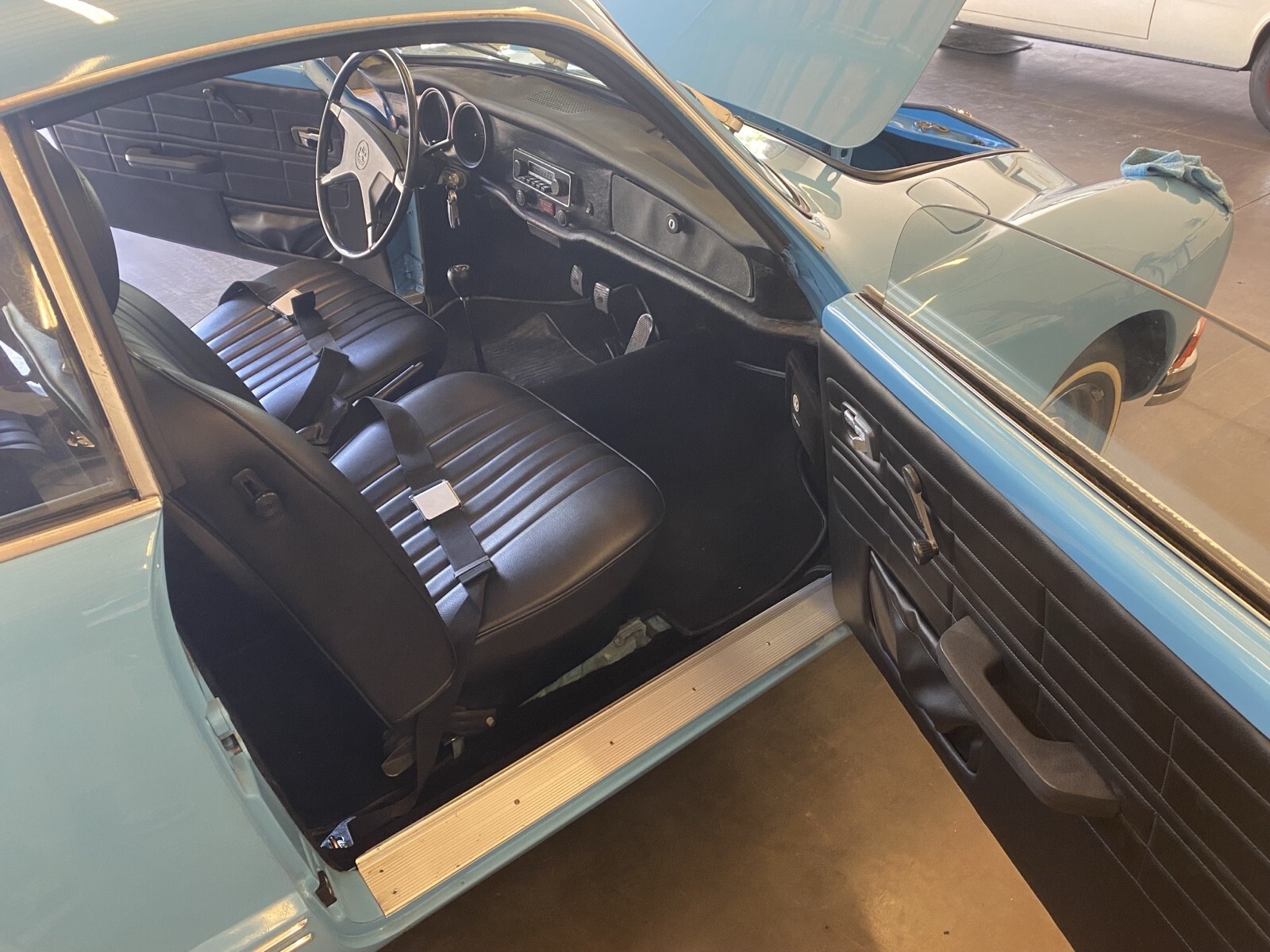 1974 Volkswagen Karmann Ghia Coupe - photo 6