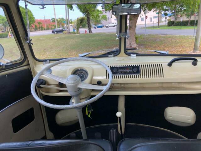 1974 Volkswagen Bus/Vanagon 23 windows - photo 13