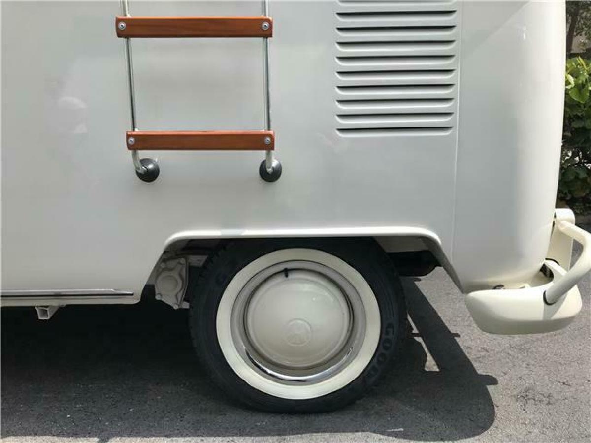 1974 Volkswagen Bus/Vanagon Deluxe Samba - photo 8
