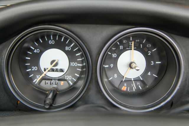 1974 Volkswagen Karmann Ghia - photo 11