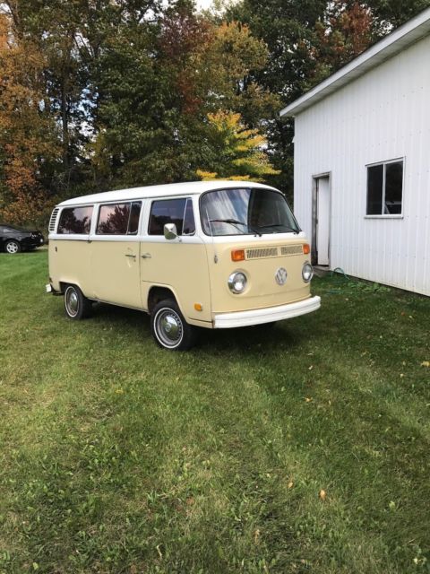 1974 Volkswagen Bus/Vanagon - photo 3