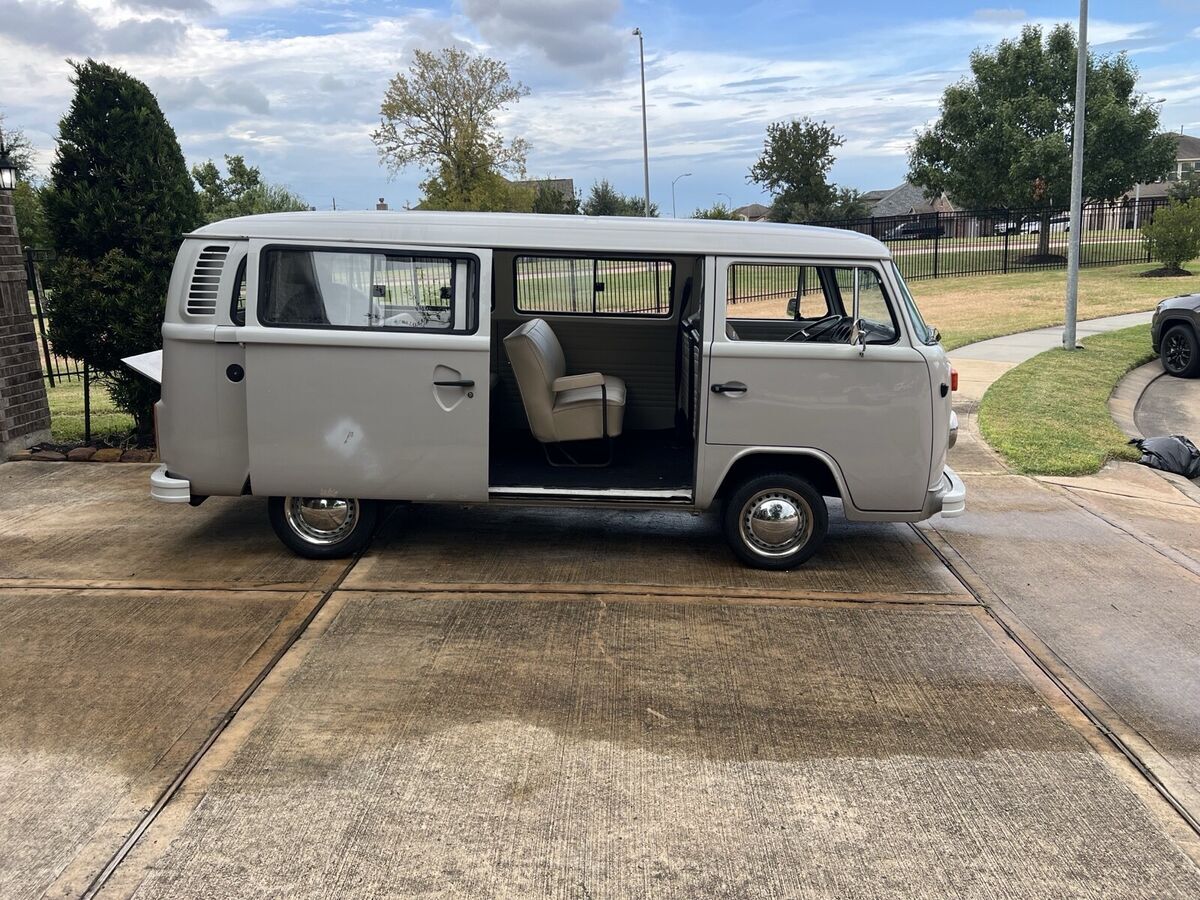 1974 Volkswagen Van - photo 4