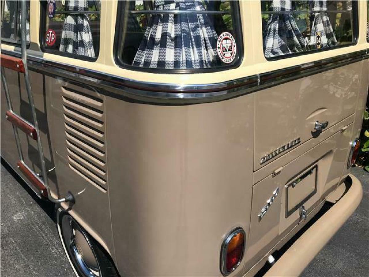 1974 Volkswagen Bus/Vanagon DELUXE SAMBA - photo 11