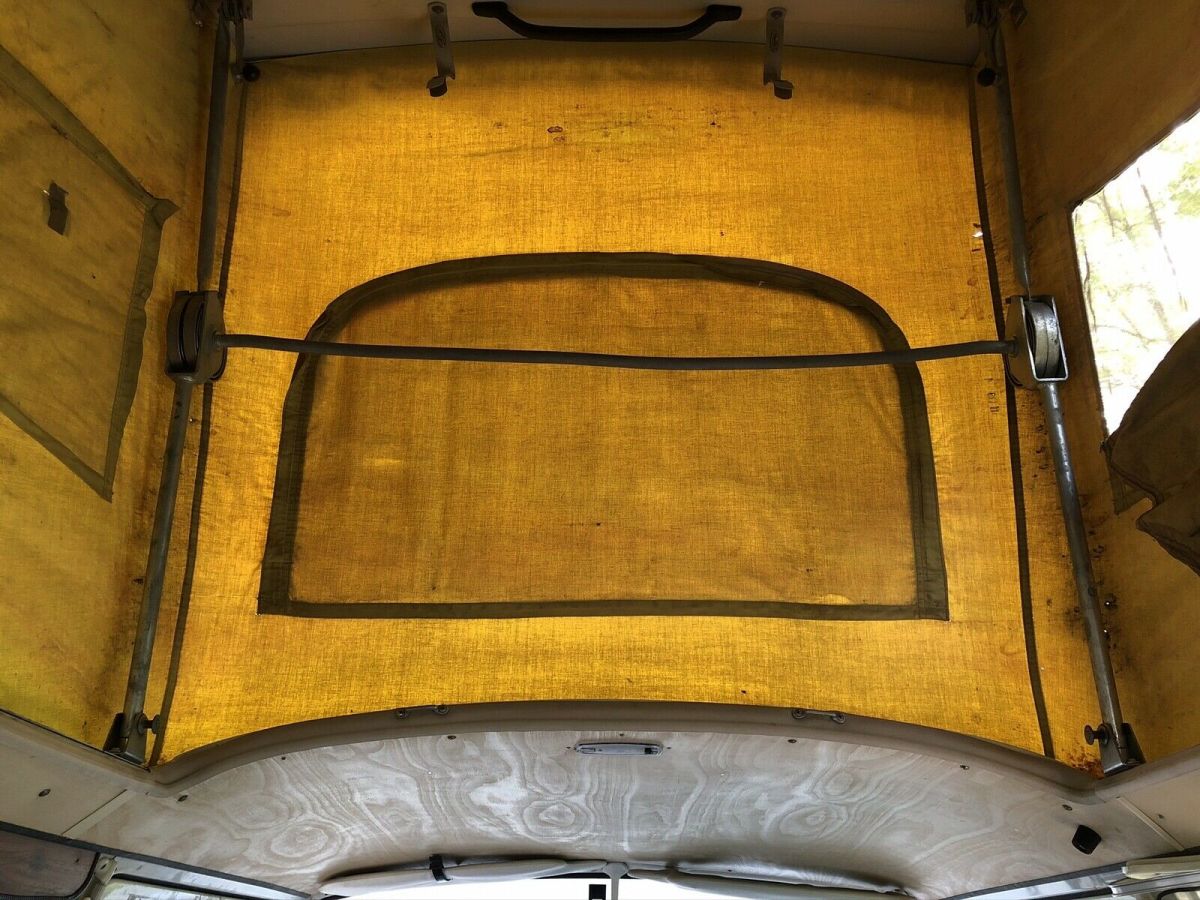 1974 Volkswagen Vanagon Campmobile - photo 13