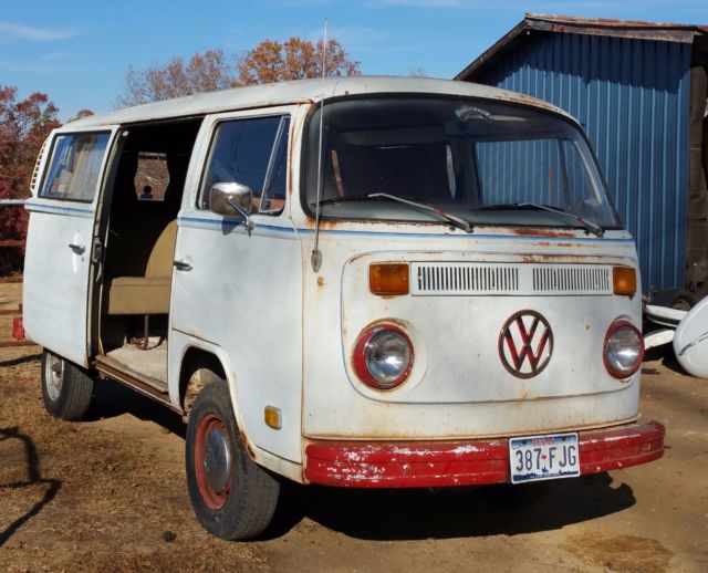 1974 Volkswagen Bus/Vanagon - photo 2
