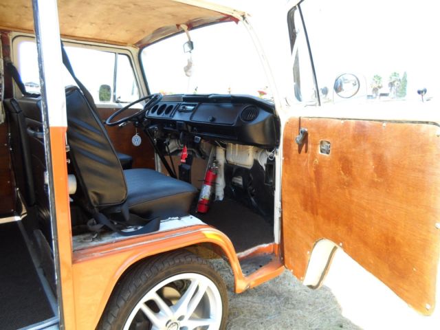 1974 Volkswagen Bus/Vanagon two tone - photo 11