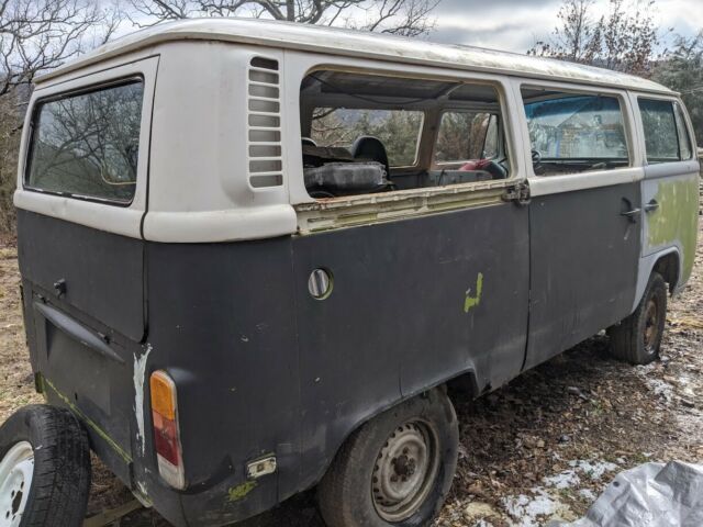 1974 Volkswagen Bus/Vanagon - photo 2