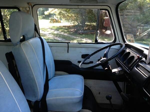 1974 Volkswagen Bus/Vanagon light Blue & white - photo 9
