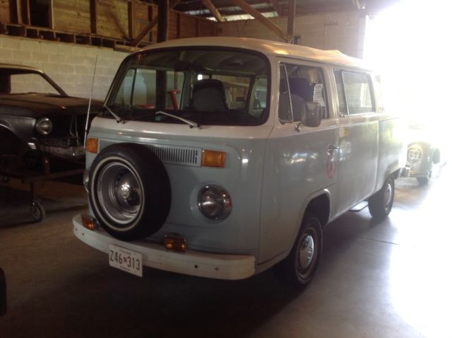1974 vw bus Type 2 micro bus hippie love 1974 Volkswagen Bus/Vanagon Type two micro bus