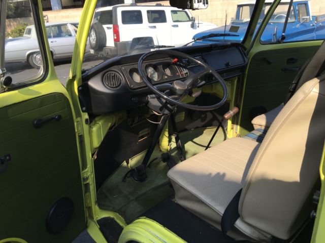 1974 Volkswagen Bus/Vanagon Deluxe - photo 13