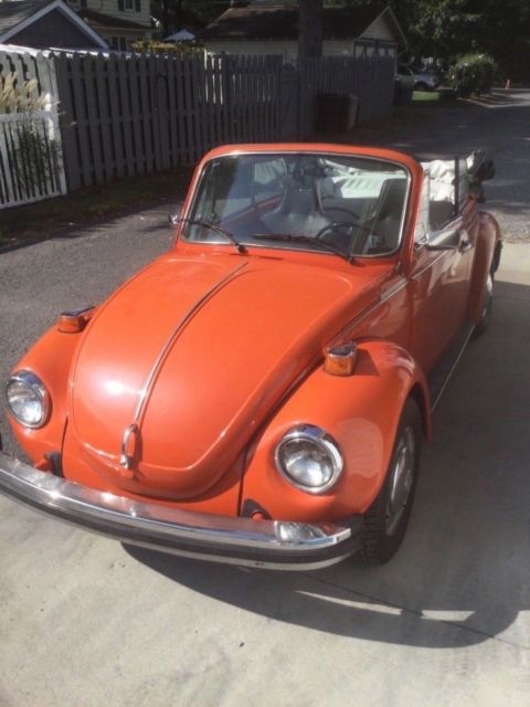 1974 Volkswagen Beetle - Classic Karmann silver and black - photo 2