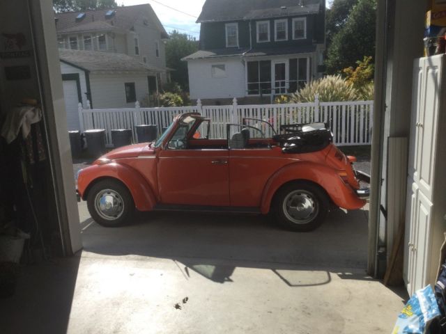 1974 Volkswagen Beetle - Classic Karmann silver and black - photo 4
