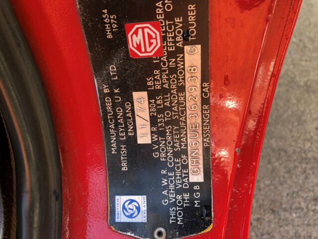 1974 MG MGB Roadster - photo 2