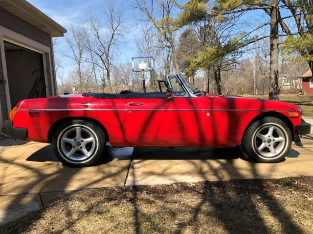 1974 MG MGB Roadster - photo 9