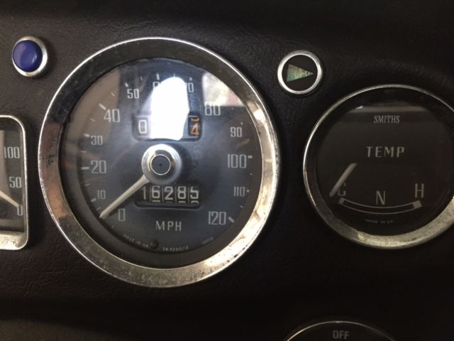 1975 MG MGB - photo 10