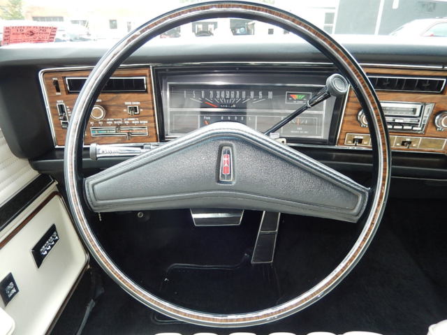 1975 Oldsmobile Eighty-Eight Convertible * 455 V8 - photo 9
