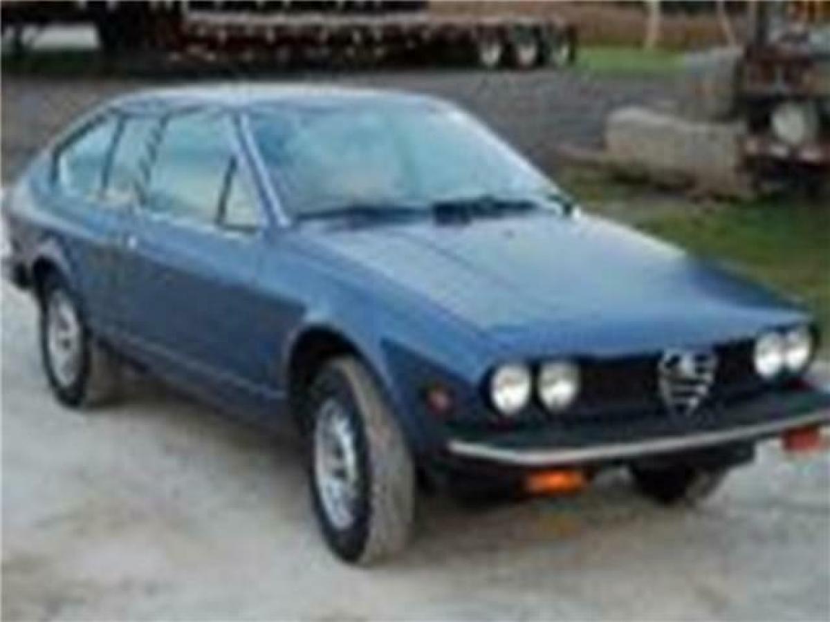 1975 Alfa Romeo Alfetta GT great opportunity!!! - photo 2