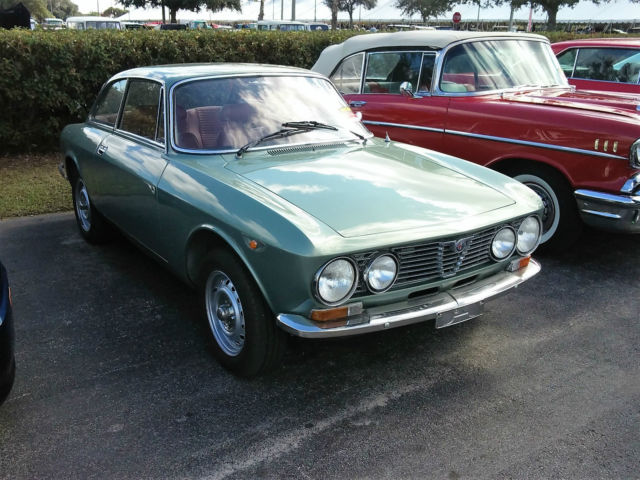 1975 Alfa Romeo 1300 GT - photo 2