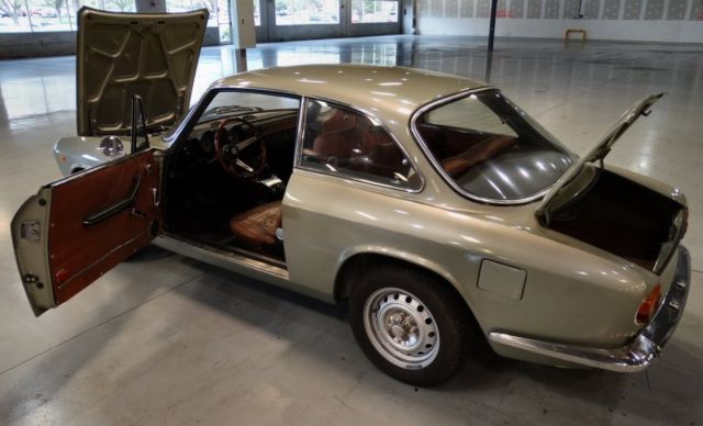 1975 Alfa Romeo 1300 GT - photo 3