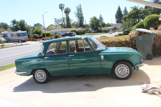 1975 Alfa Romeo Other 4 Door Sedan - photo 2