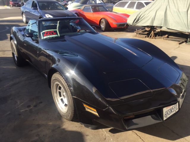 1975 Black Convertible Corvette upgraded to look like 1980 Vette. 4 speed Auto 1975 Chevrolet Corvette
