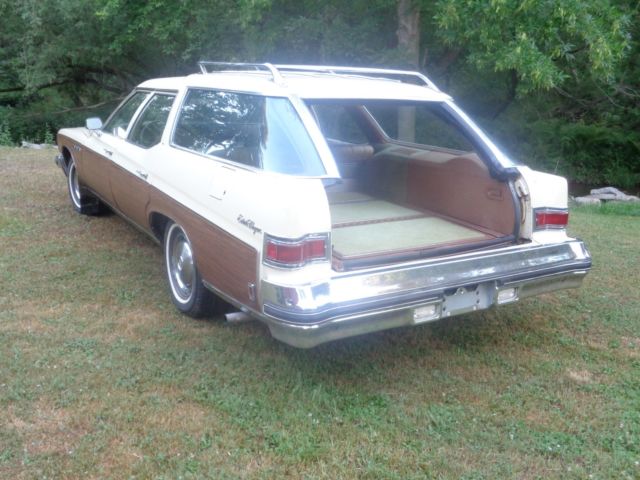 1975 Buick Estate Wagon - photo 4