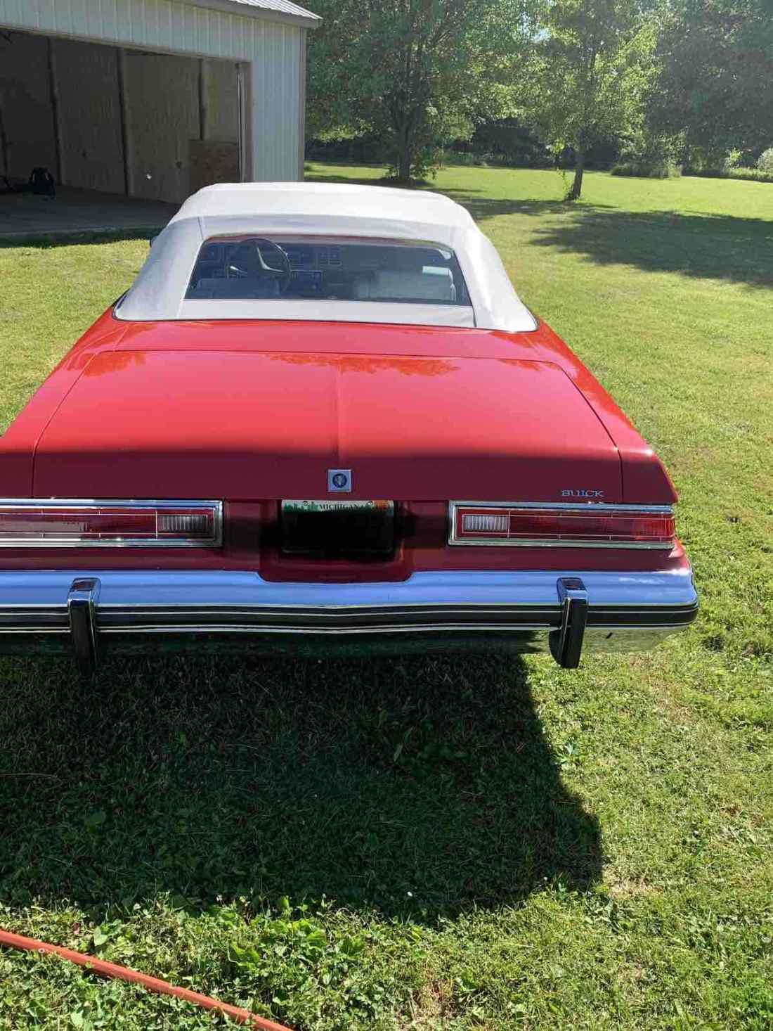 1975 Buick Le Sabre - photo 2