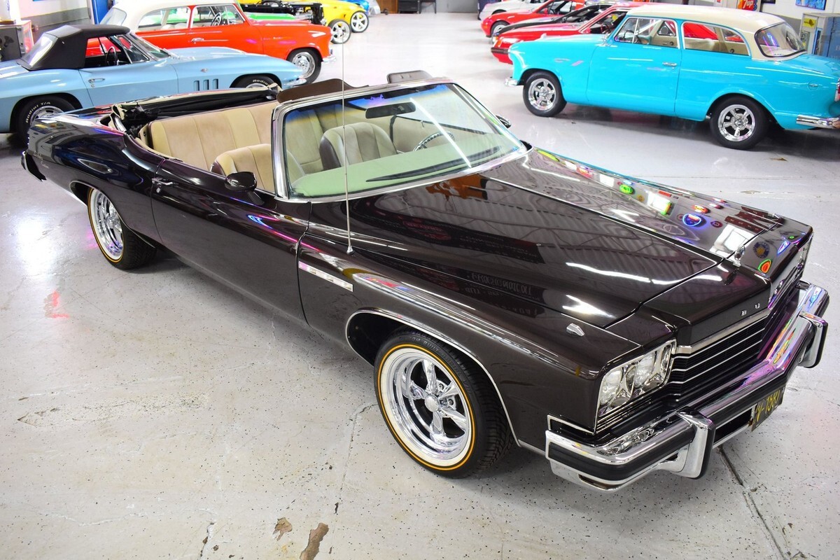 1975 Buick LeSabre CUSTOM CONVERTIBLE - photo 2