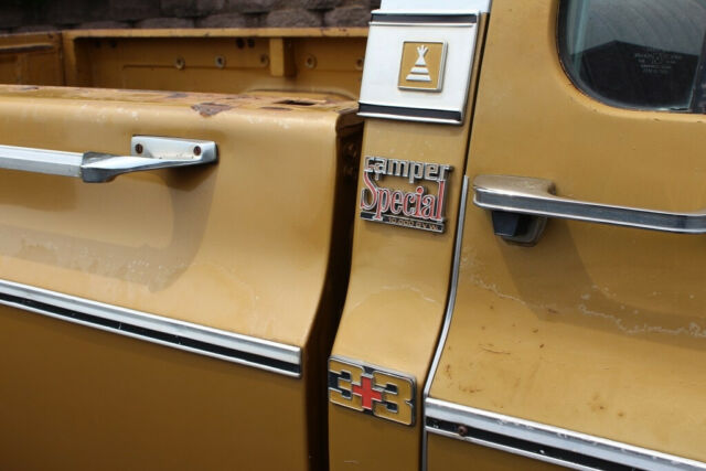 1975 Chevrolet C-30 Camper Special Silverado - photo 10