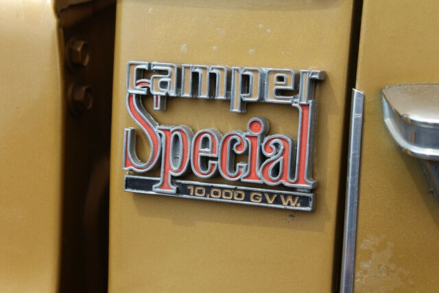 1975 Chevrolet C-30 Camper Special Silverado - photo 11