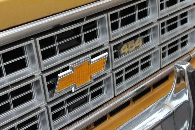 1975 Chevrolet C-30 Camper Special Silverado - photo 8