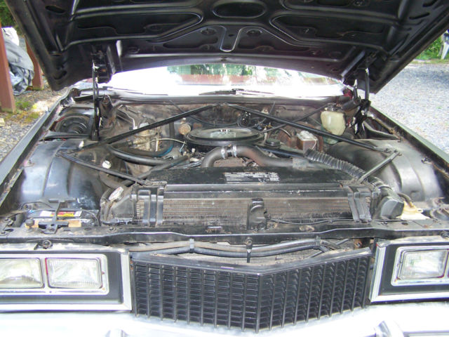1975 Cadillac CALAIS - photo 2