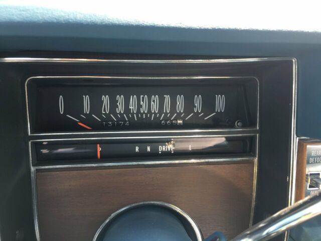 1975 Cadillac DeVille - photo 2