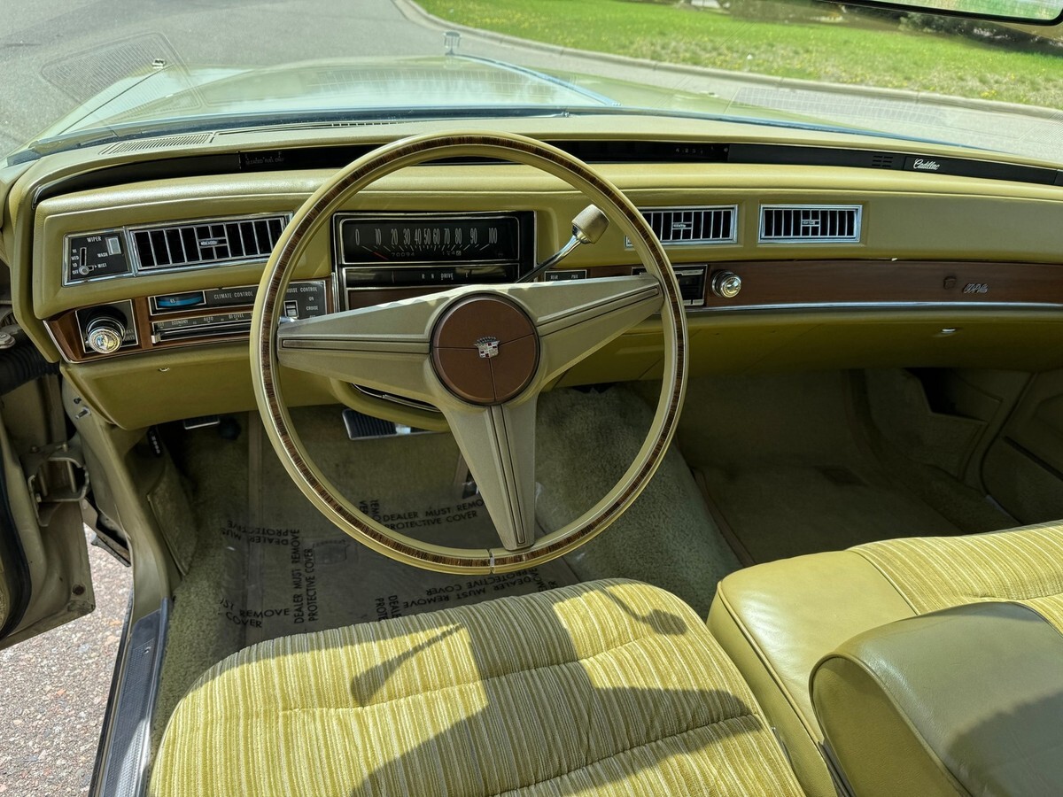 1975 Cadillac Coupe DeVille - photo 10