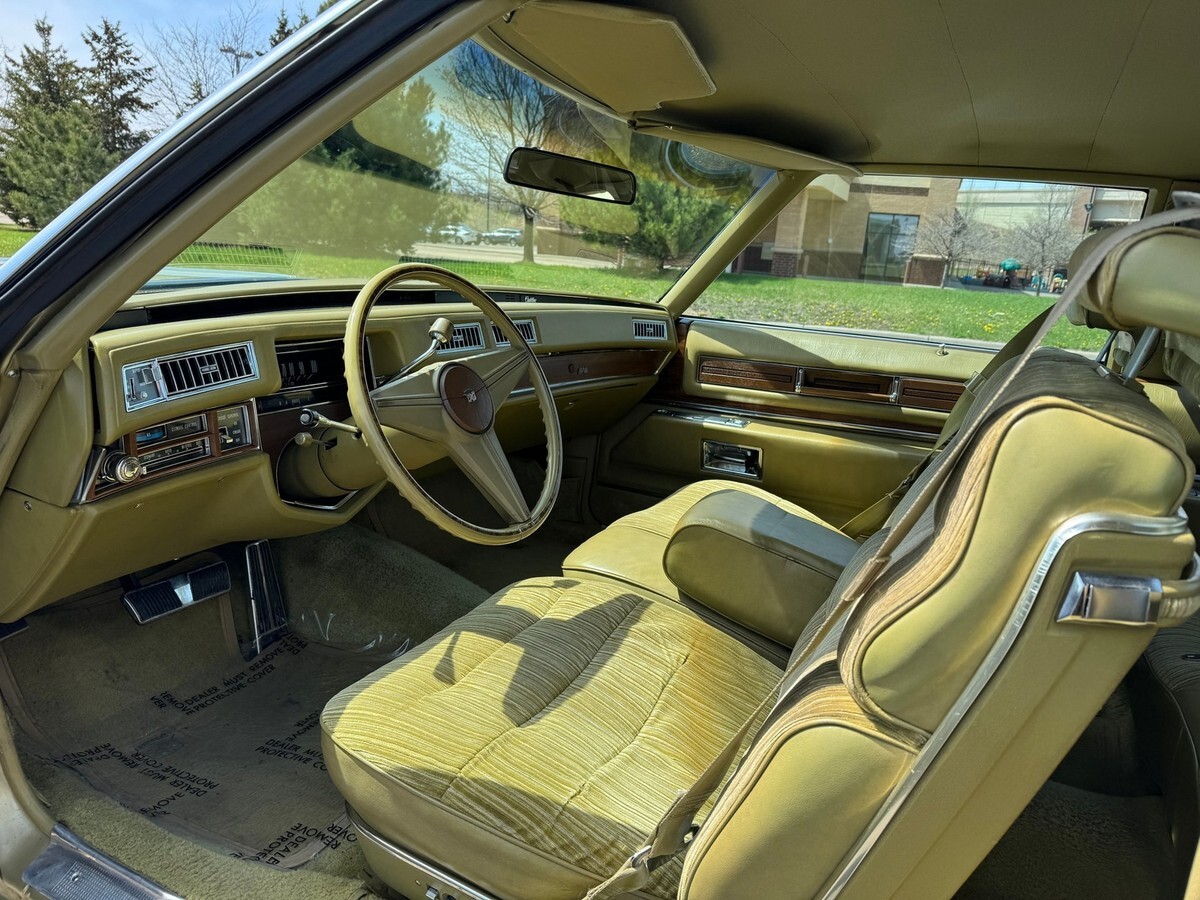 1975 Cadillac Coupe DeVille - photo 11