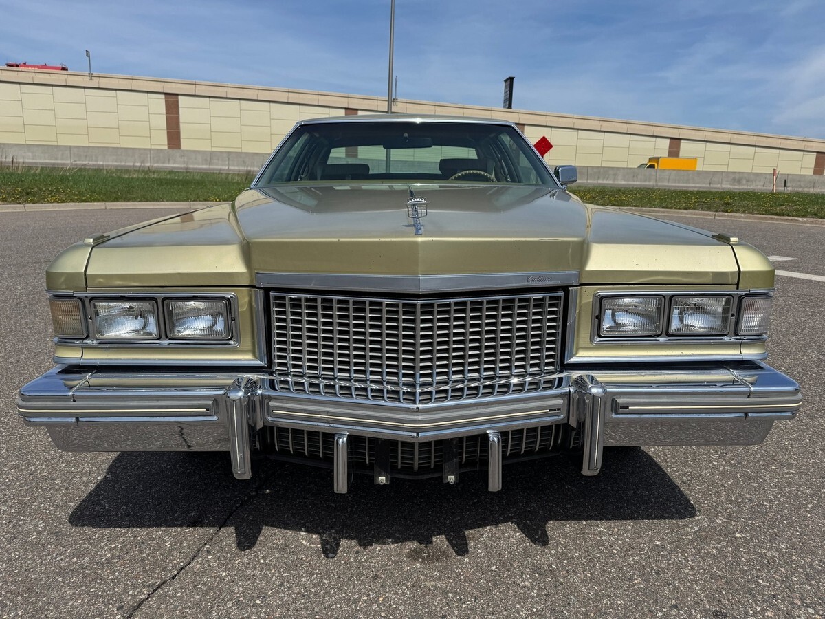 1975 Cadillac Coupe DeVille - photo 9