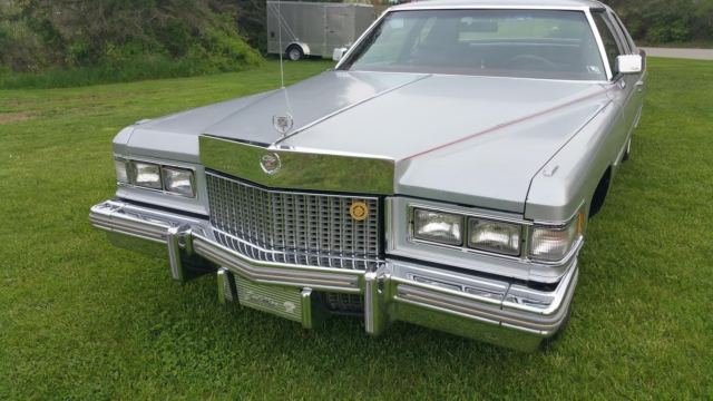 1975 Cadillac DeVille COUPE