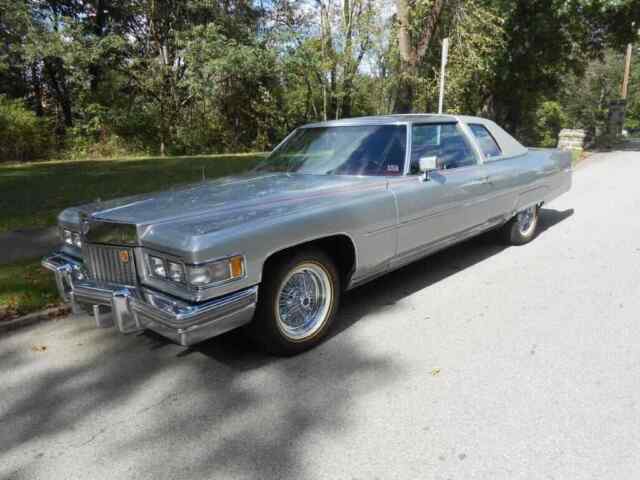 1975 Cadillac DeVille --