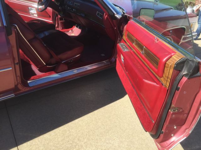 1975 Cadillac DeVille Base Coupe 2-Door - photo 8