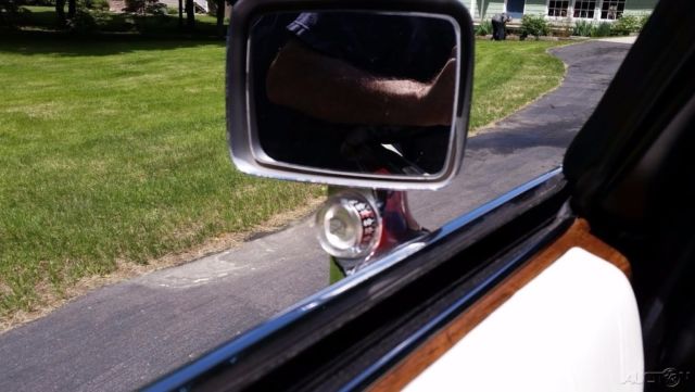 1975 Cadillac Eldorado Original Numbers Matching 8700 Miles - photo 9