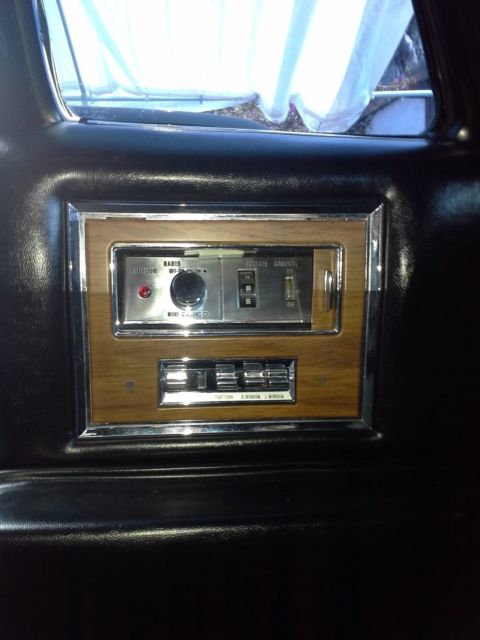 1975 Cadillac Fleetwood - photo 11
