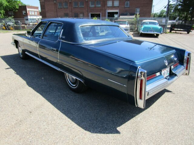 1975 Cadillac Fleetwood Talisman - photo 13