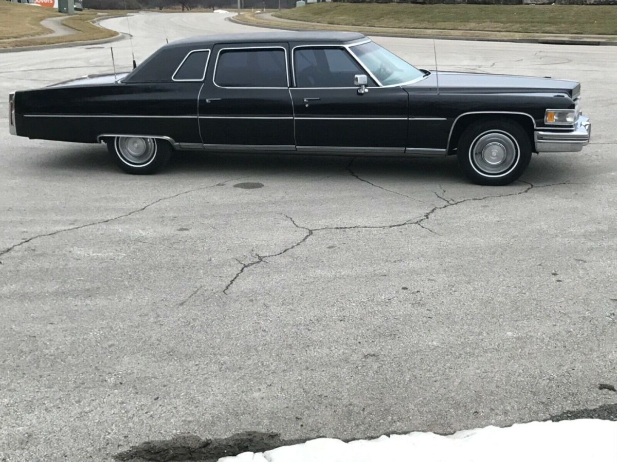 1975 Cadillac Fleetwood Limo - low miles - spectacular elegant car - NO RESERVE 1975 Cadillac Fleetwood