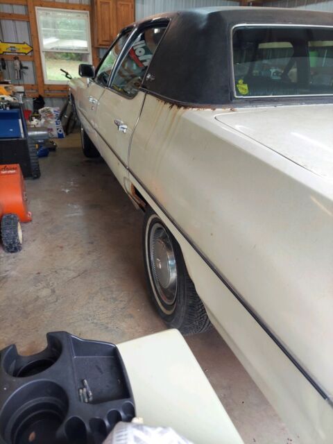 1975 Cadillac Fleetwood Brougham - photo 3
